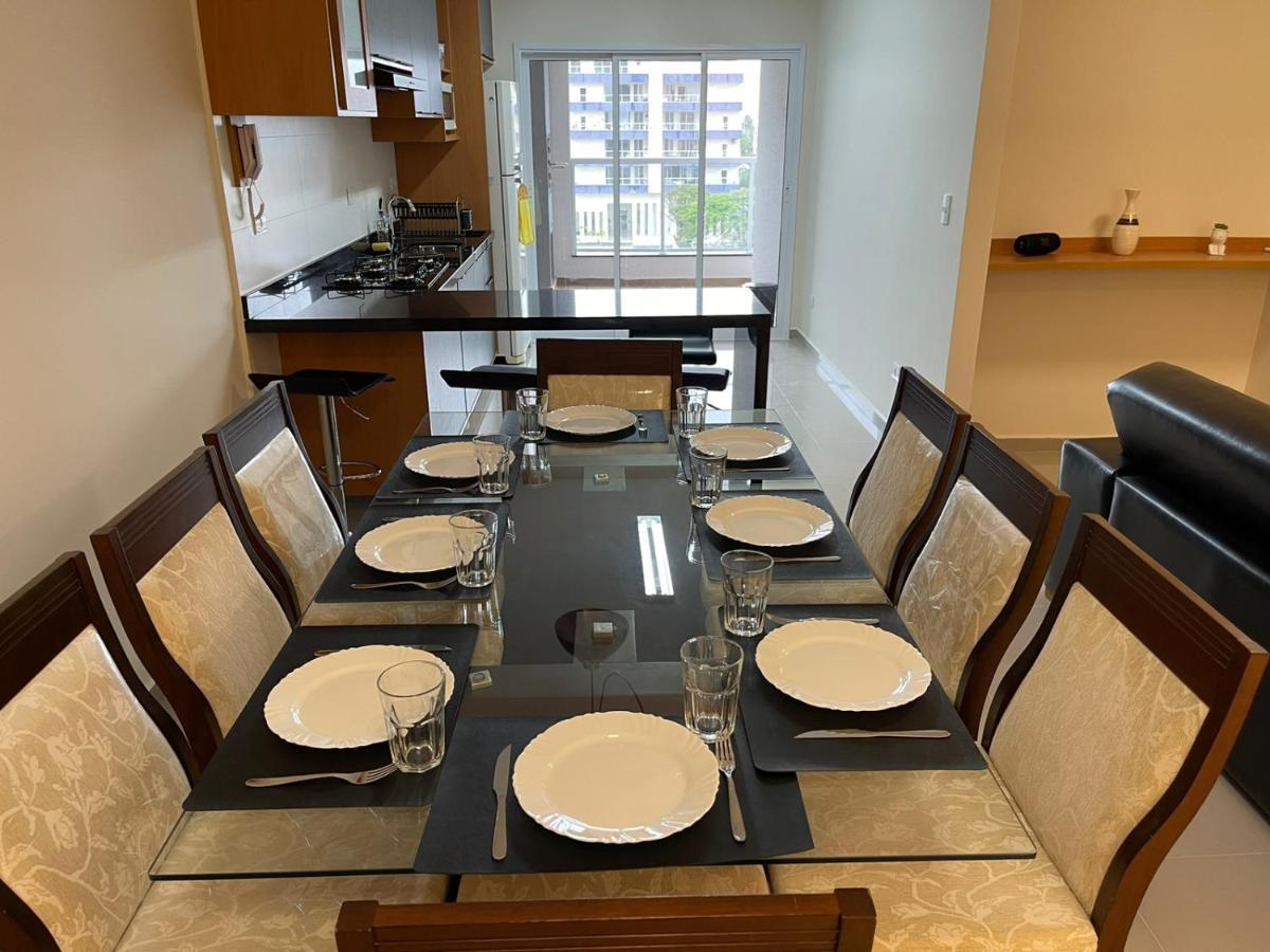 דירות אובטובה Apartamento Com Piscina No Centro מראה חיצוני תמונה