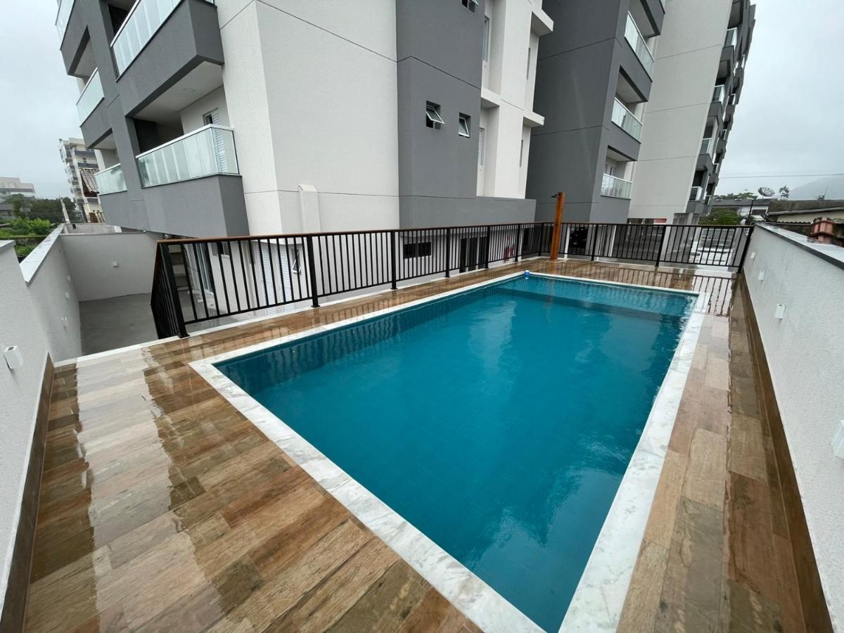 דירות אובטובה Apartamento Com Piscina No Centro מראה חיצוני תמונה