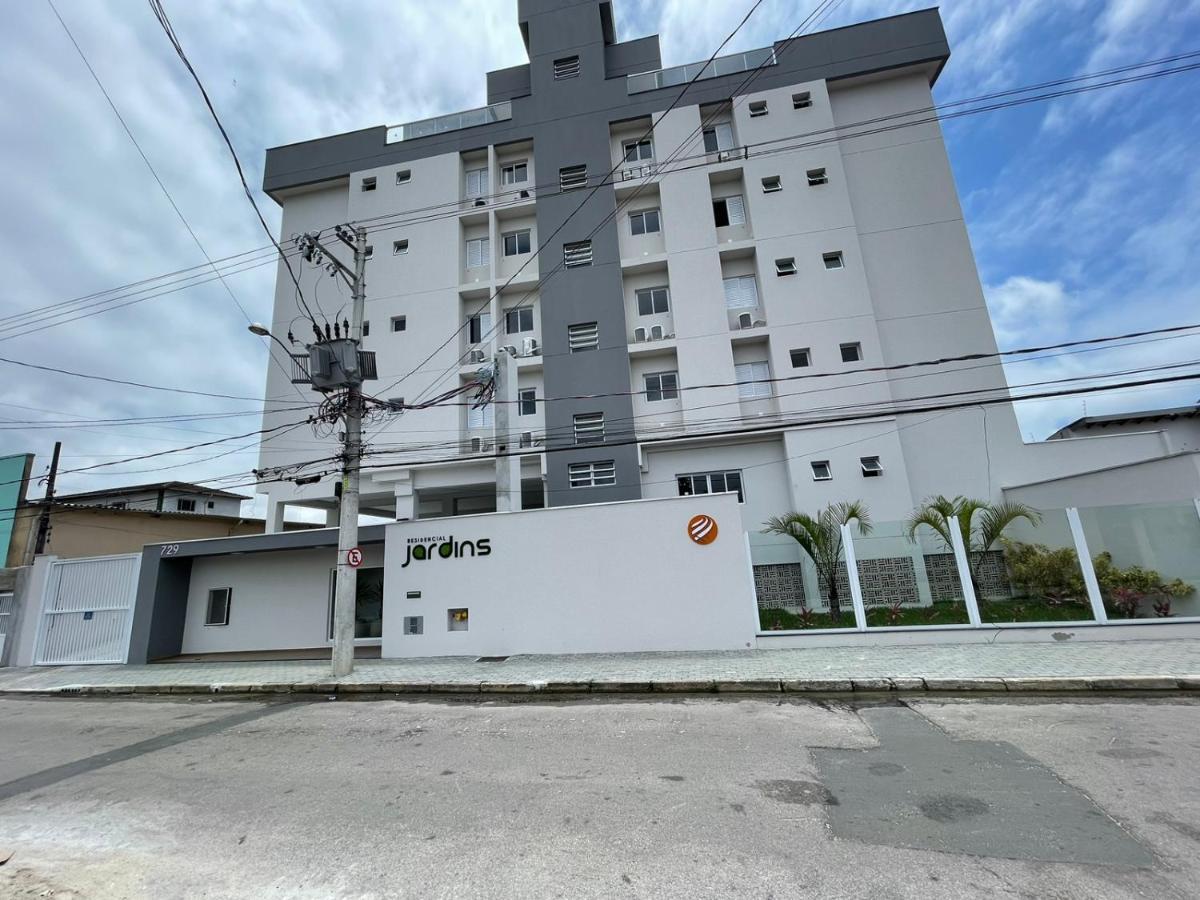 דירות אובטובה Apartamento Com Piscina No Centro מראה חיצוני תמונה